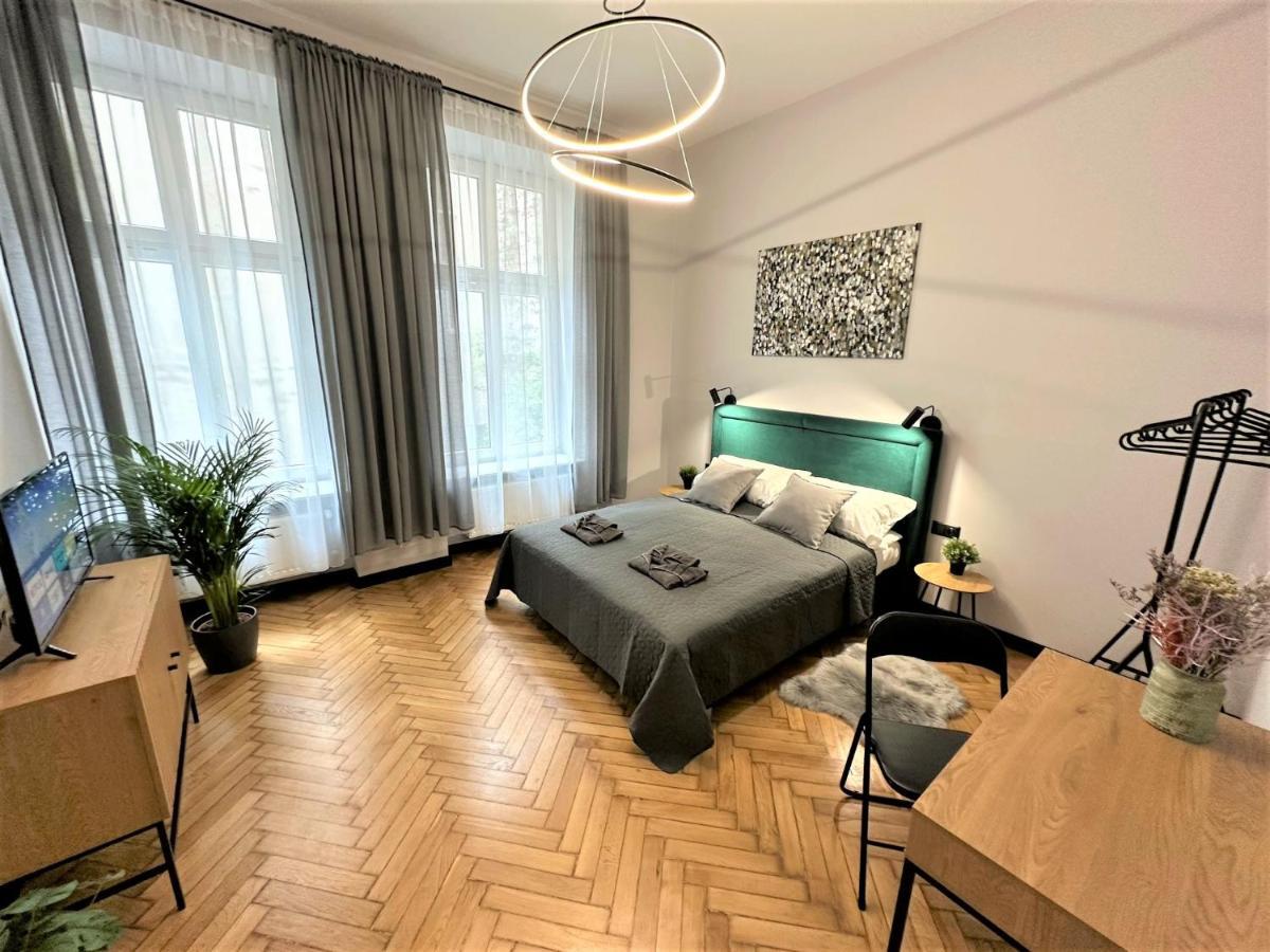 Luxury 100M2 Loft Design-Apartment At Wawel + Netflix Krakow Luaran gambar