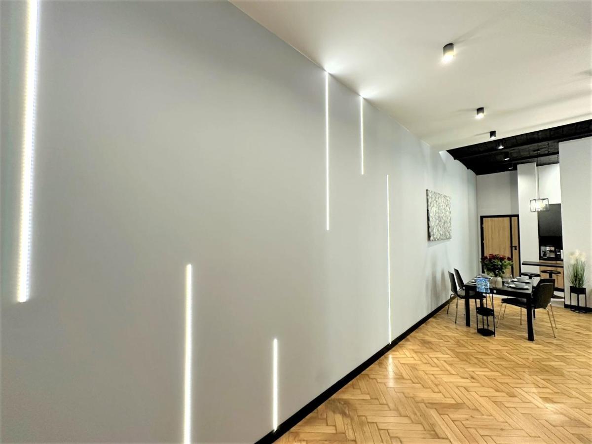 Luxury 100M2 Loft Design-Apartment At Wawel + Netflix Krakow Luaran gambar