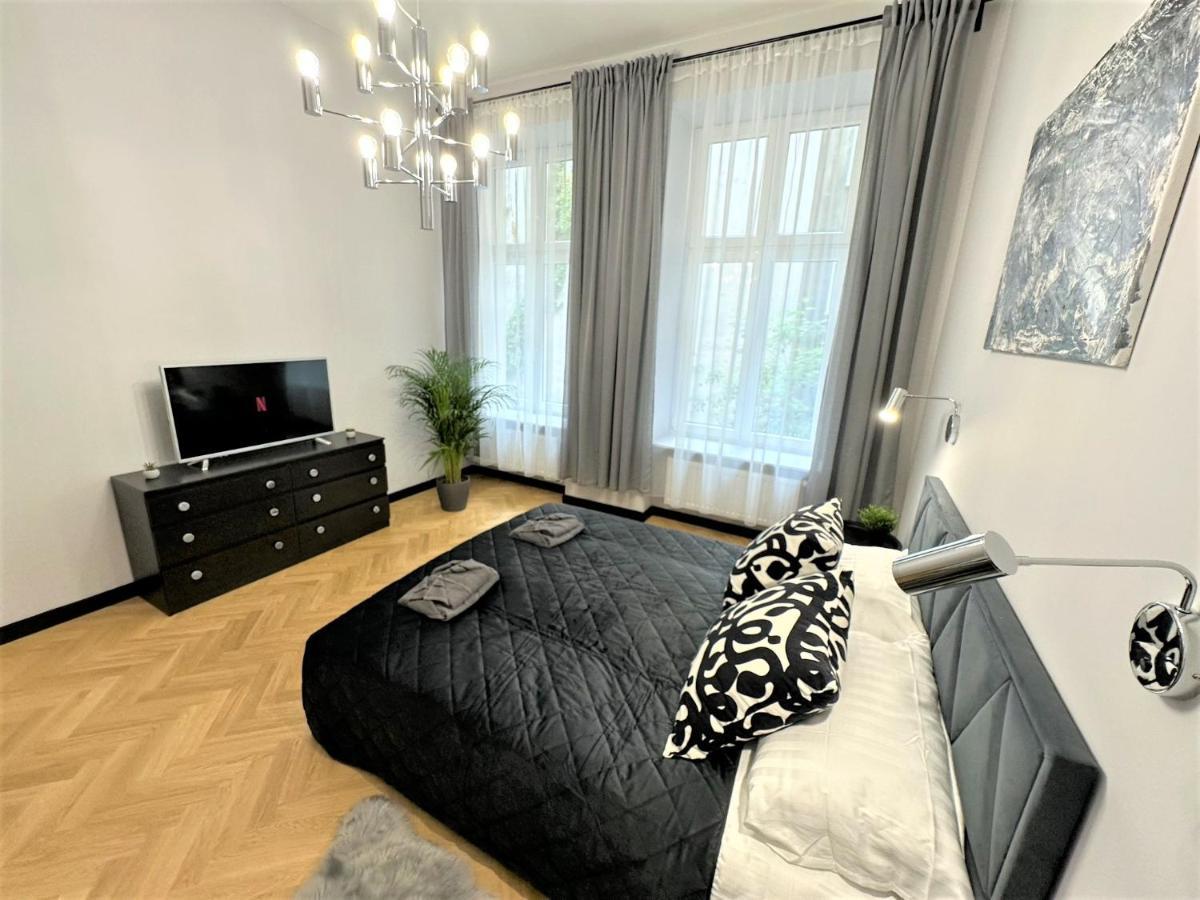 Luxury 100M2 Loft Design-Apartment At Wawel + Netflix Krakow Luaran gambar