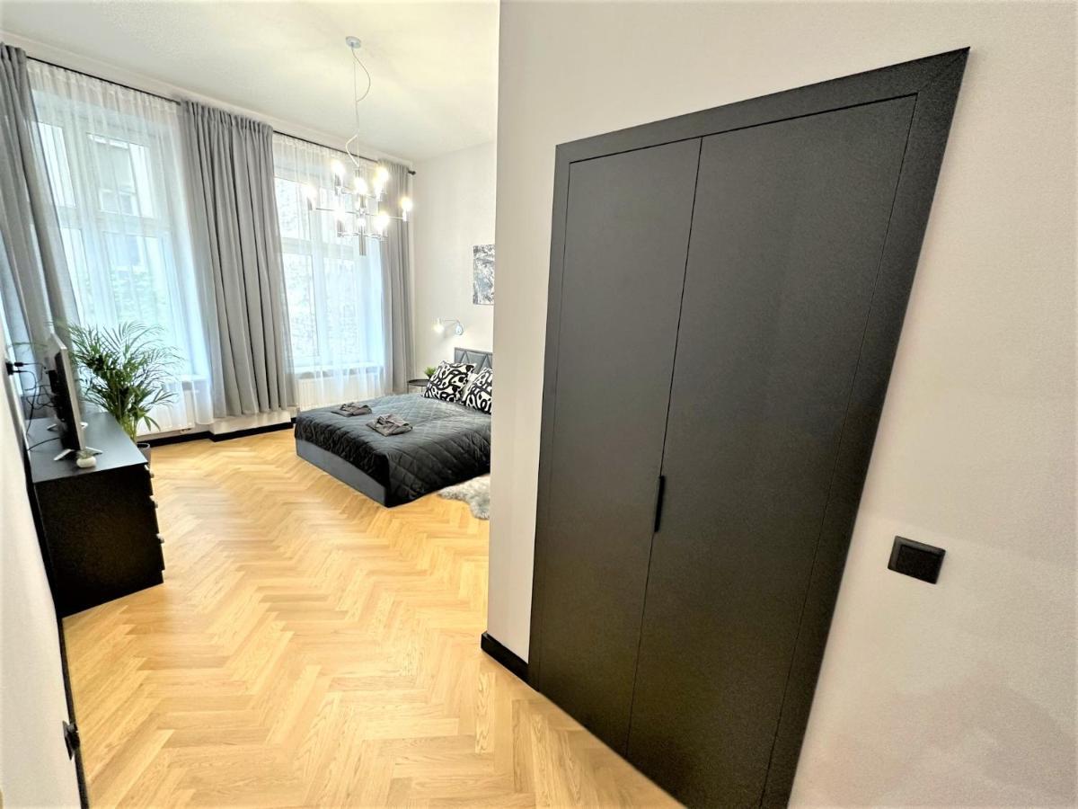 Luxury 100M2 Loft Design-Apartment At Wawel + Netflix Krakow Luaran gambar